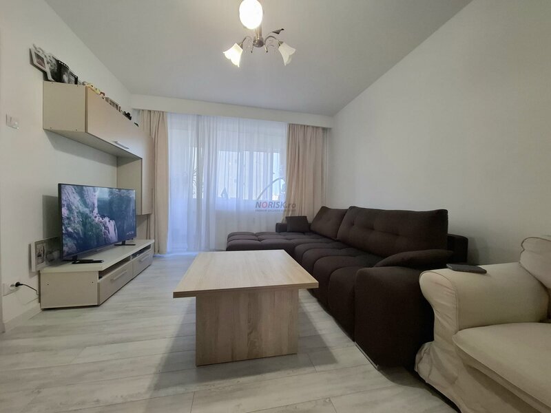 Calea Vitan 2 Camere Decomandat  56mp  Renovat